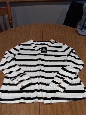 Women’s Striped Button-Shoulder Sweater - Black & White